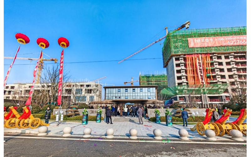 共赴時(shí)代未來(lái)丨天華實(shí)業(yè)集團(tuán)承建的河北鹽山“盛世·迎賓壹號(hào)”實(shí)樓樣板間、美學(xué)示范區(qū)高光綻放！