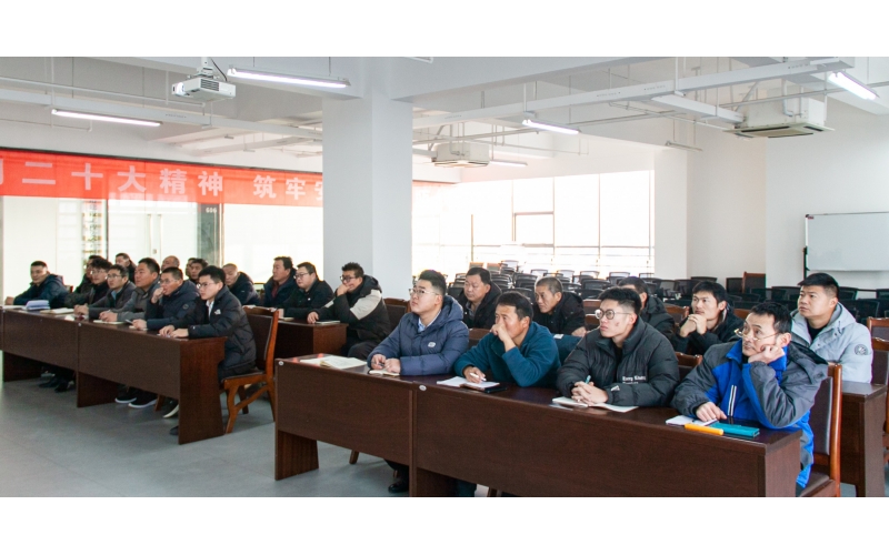 【內(nèi)訓師課堂】天華實業(yè)集團舉行《鋁模施工工藝》《防水質(zhì)量管控》《墜落事故預防》專題培訓